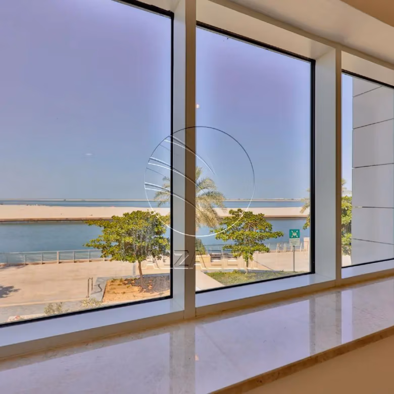 Luxurious Sea View Simplex Townhouse | VACANT