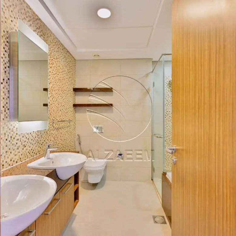Luxurious Sea View Simplex Townhouse | VACANT
