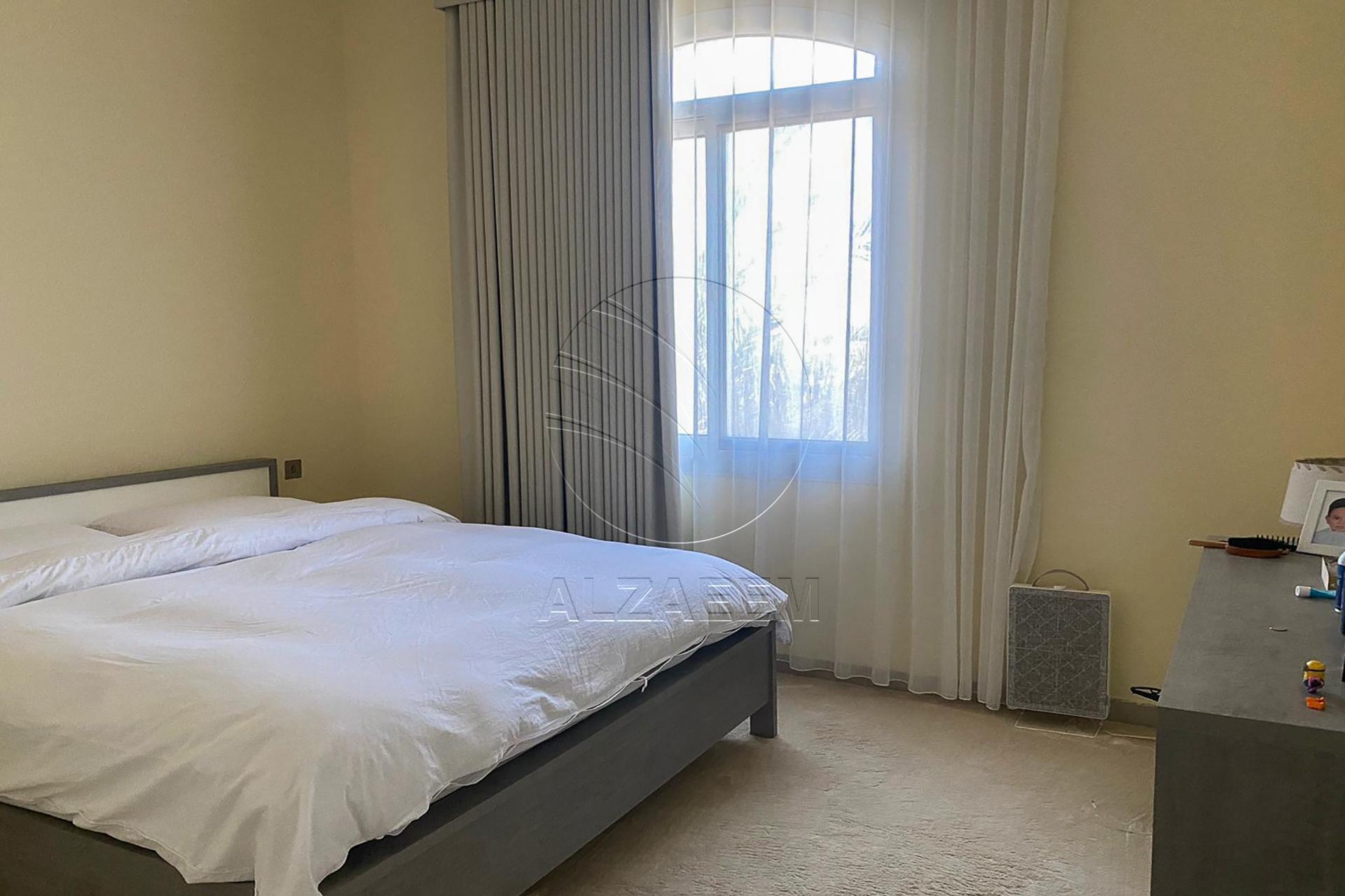√ Tenanted Villa Opposite the Community Center √