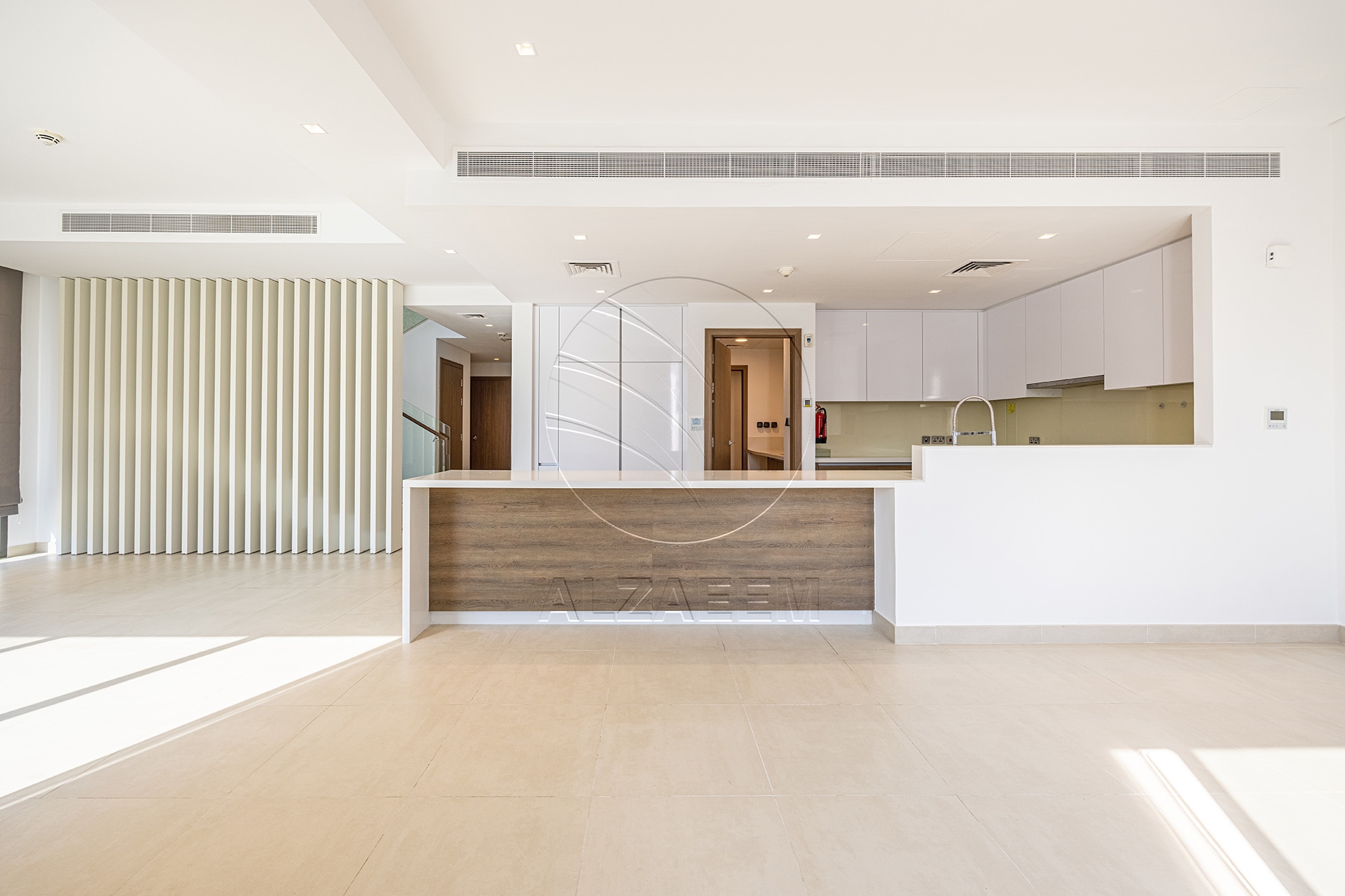 Huge Corner Unit | VACANT | Steps from the Park