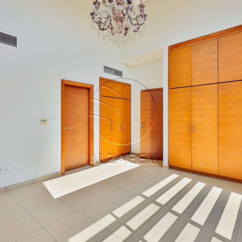 Spacious Villa | Double row middle | Upcoming!