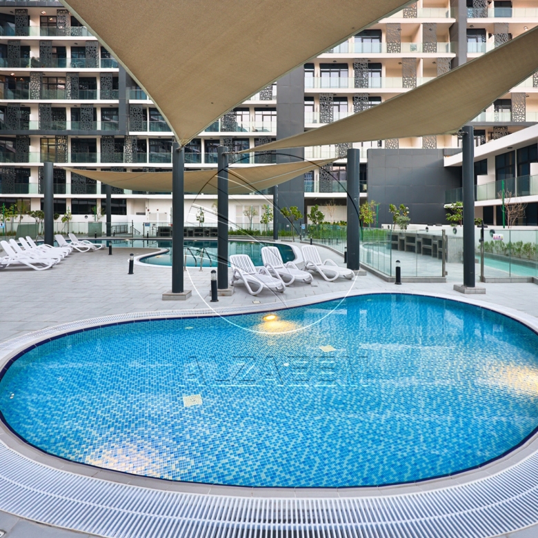 √Furnished | Middle Floor | Prime Location√