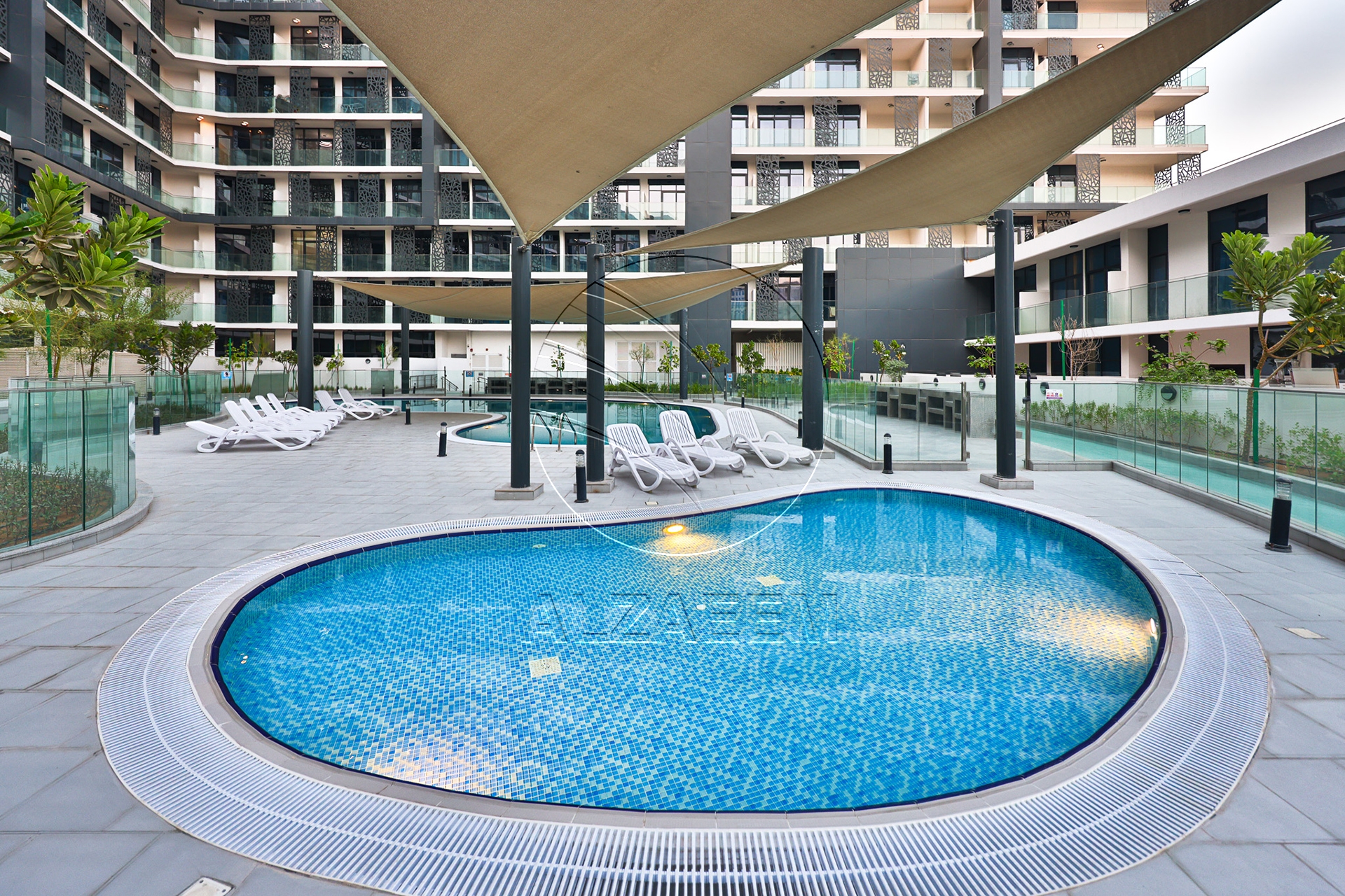√Furnished | Middle Floor | Prime Location√