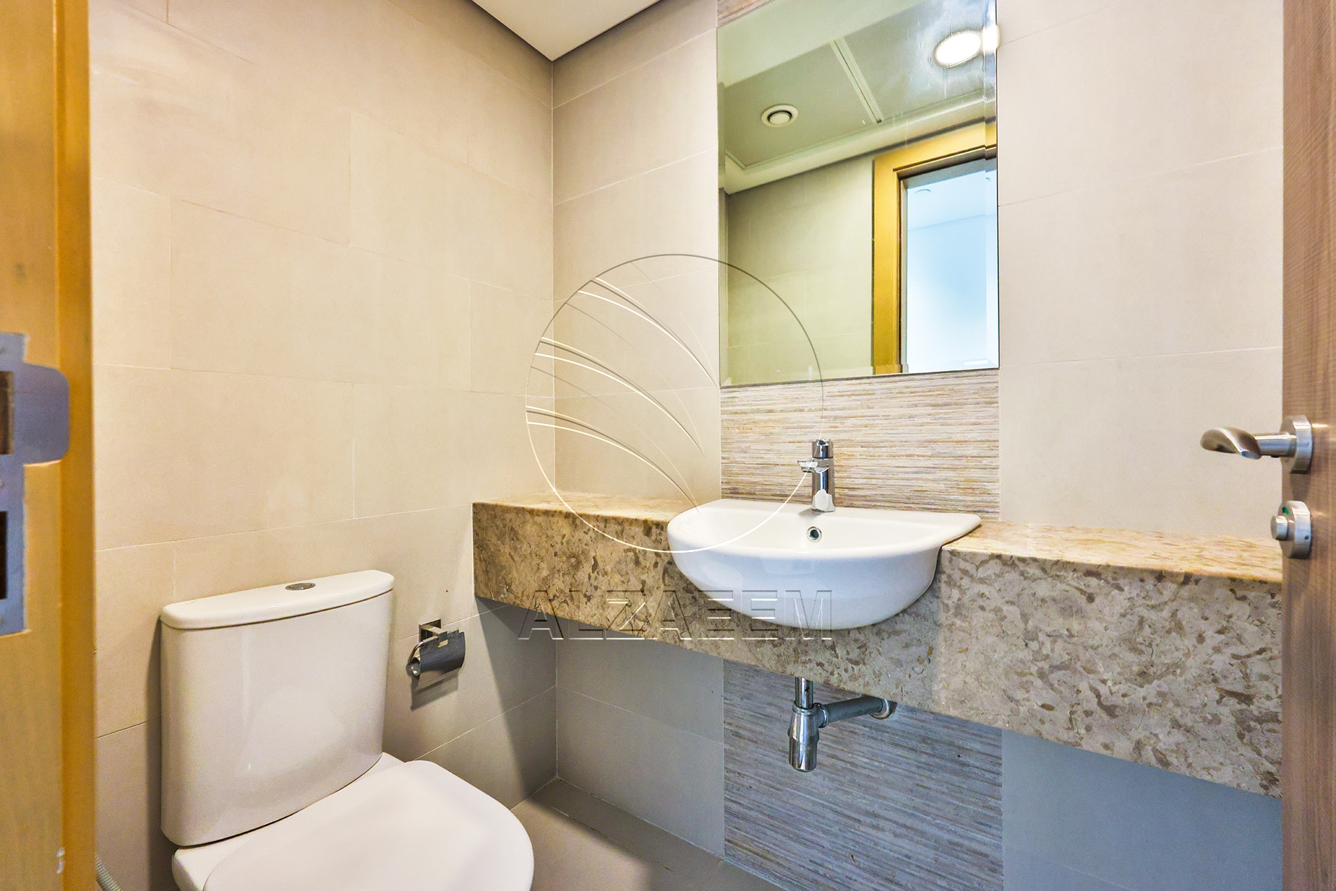 HOT DEAL! Corner Unit – Partial Sea View | Parking