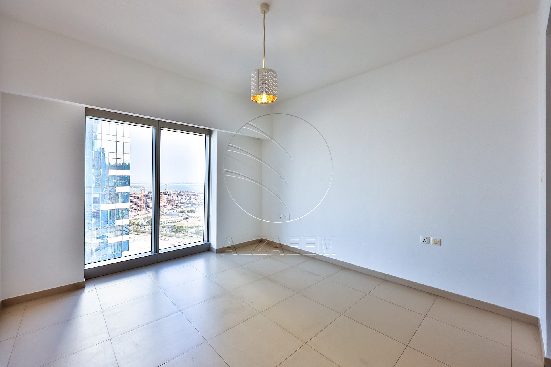 Sea View | High Floor | VACANT | Up to 4 Payments