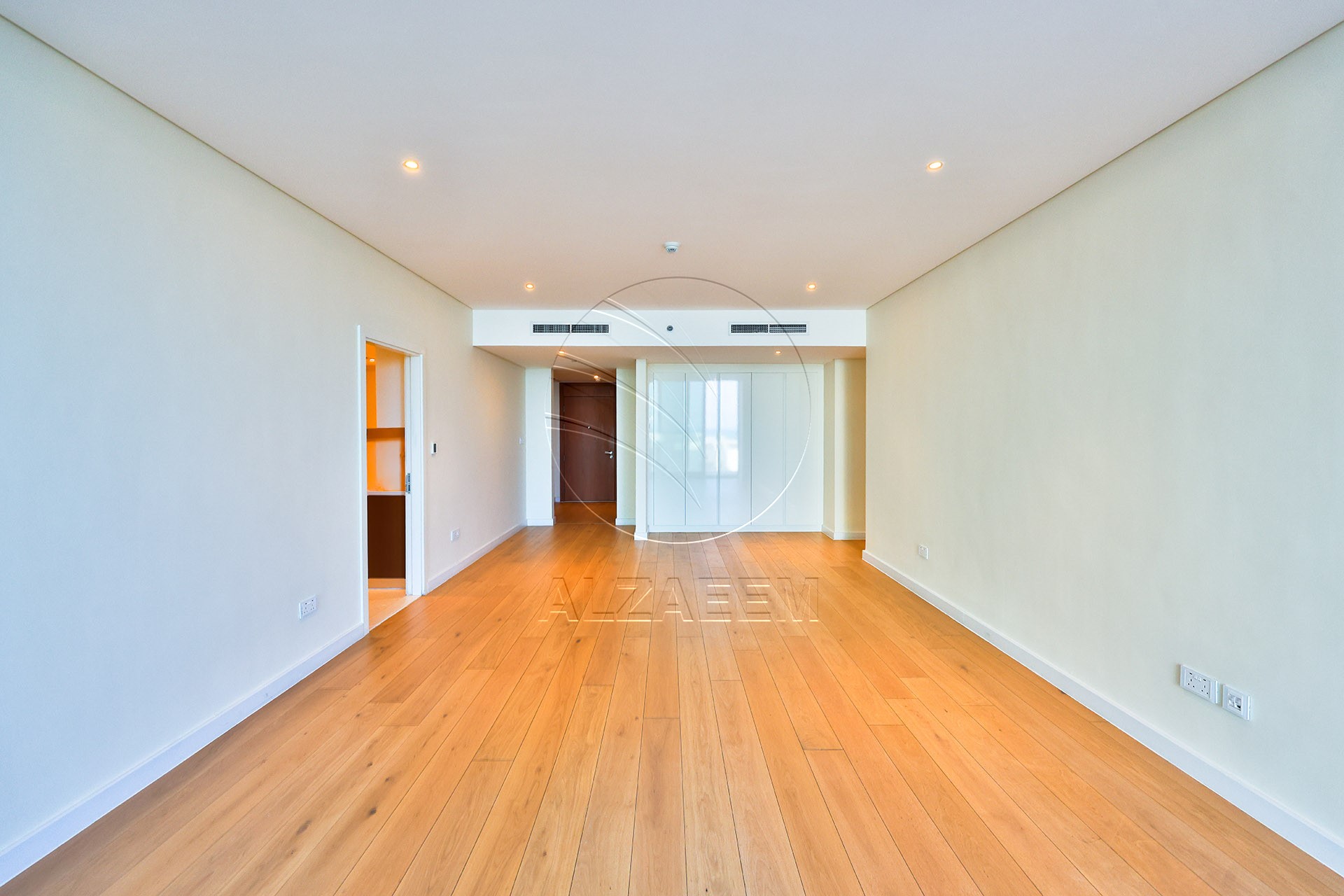Sea View 2BR+M | VACANT | Luxury Living