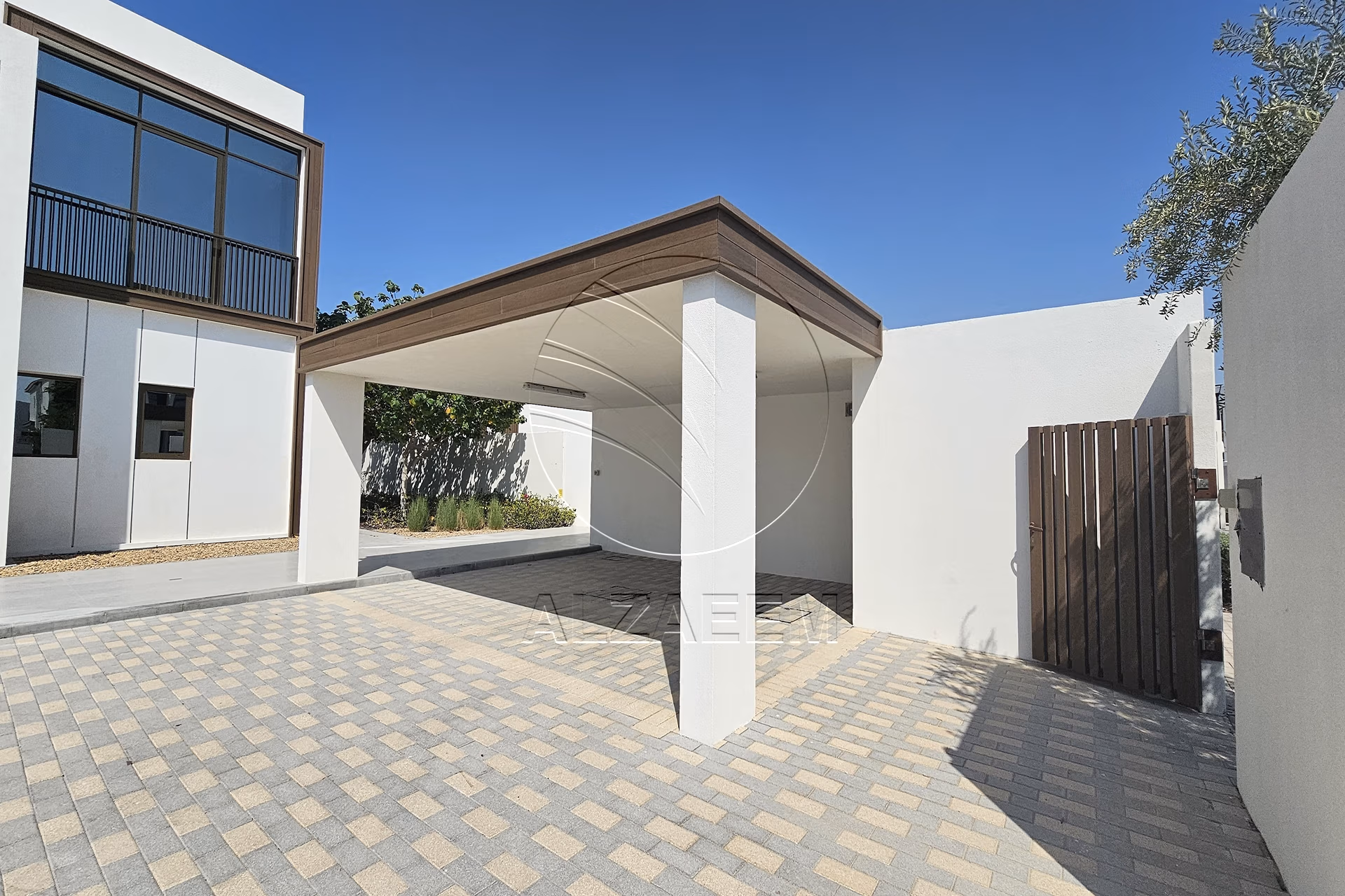 Stunning Location | 4BR+M+D | Vacant Soon!
