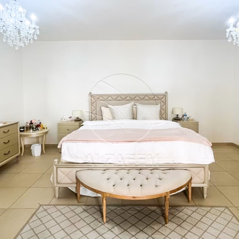 Single Row Corner | Modified Villa | Furnished
