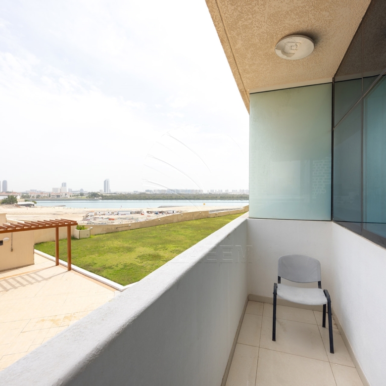 VACANT and Exclusive | Sea View | Big Balcony