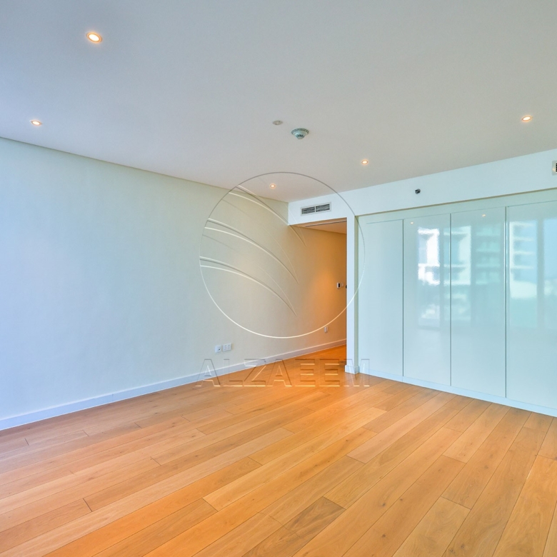 Sea View 2BR+M | VACANT | Luxury Living