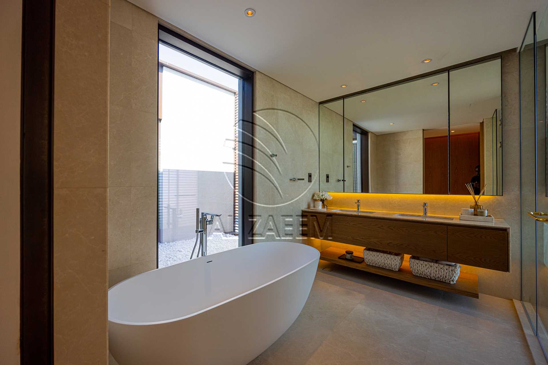 Alsidr | High Ceiling | Single Row Corner