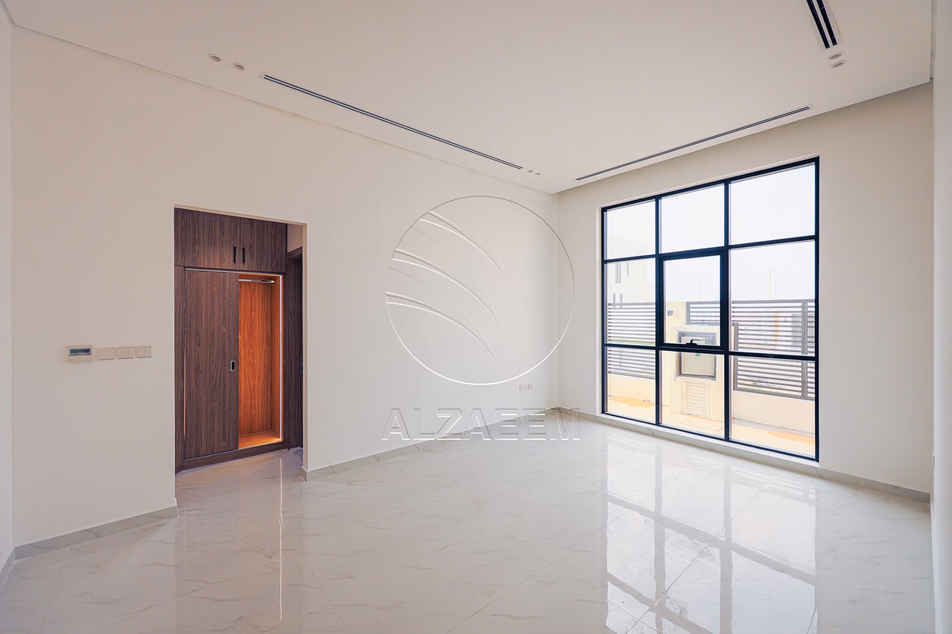 Corner | High Quality Finishing| High Ceiling