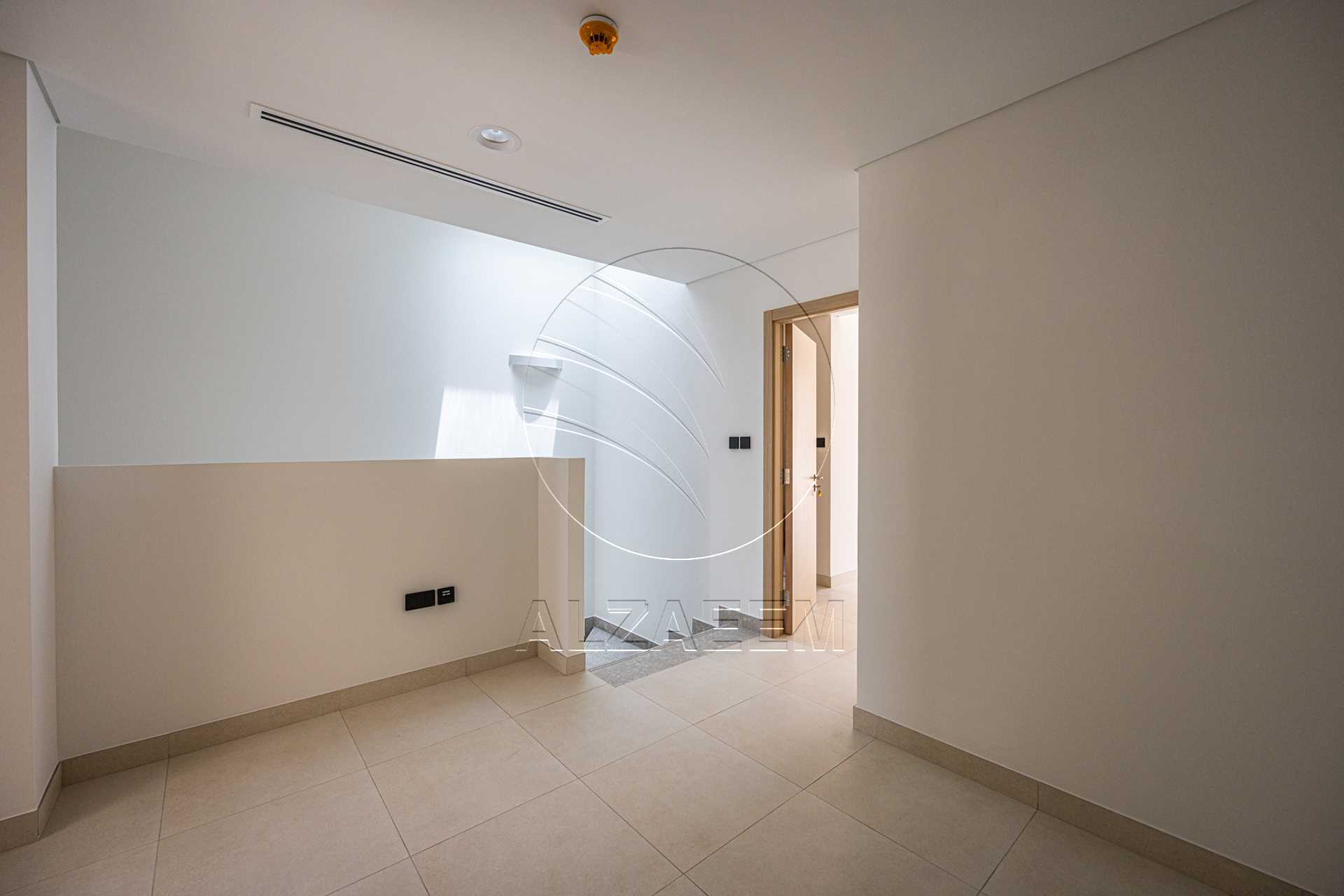 EXCLUSIVE! Spacious 2BR+Maid | Single Row Mid