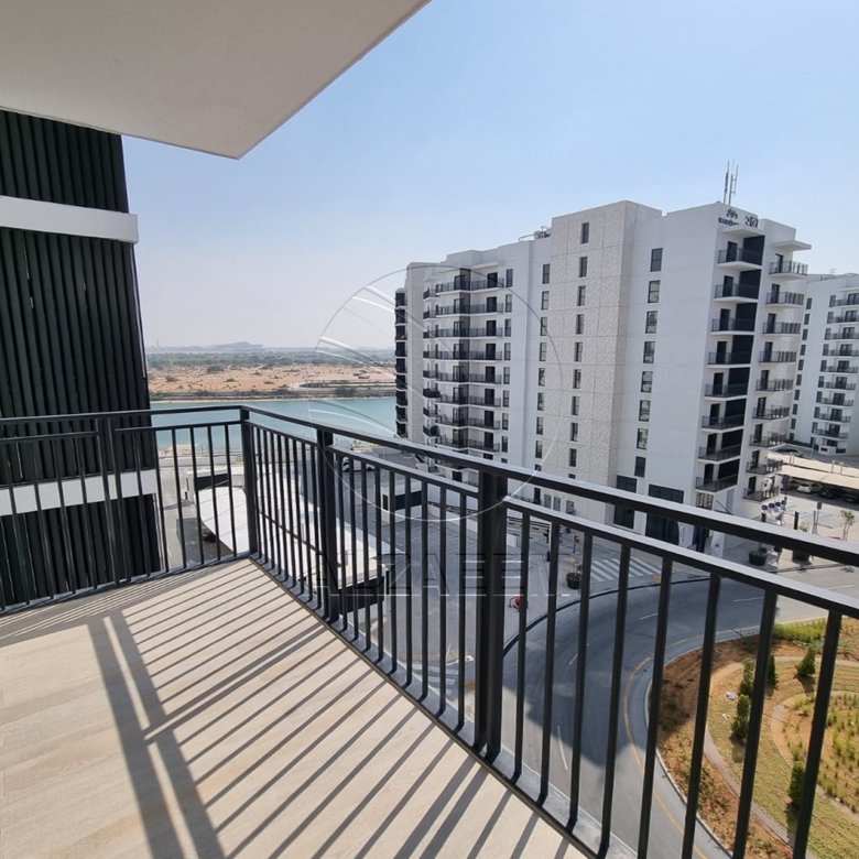VACANT! Furnished Unit | Mid Level