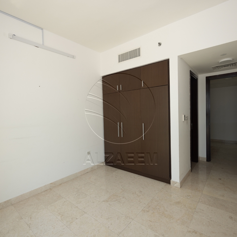 Vacant | High Level ! 3BR + Maid | Sea View