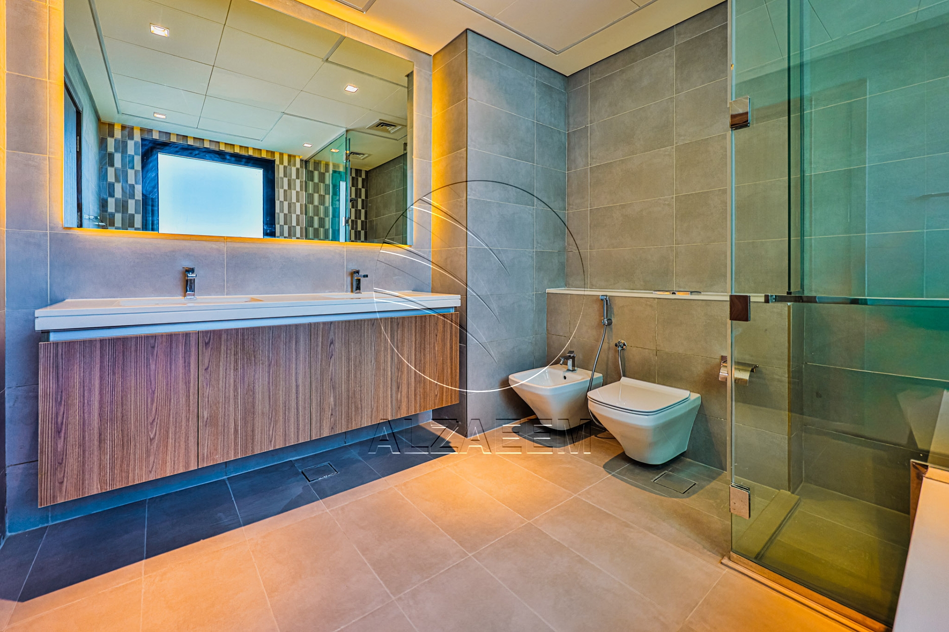 HOT! Single Row – Mid Unit | VACANT