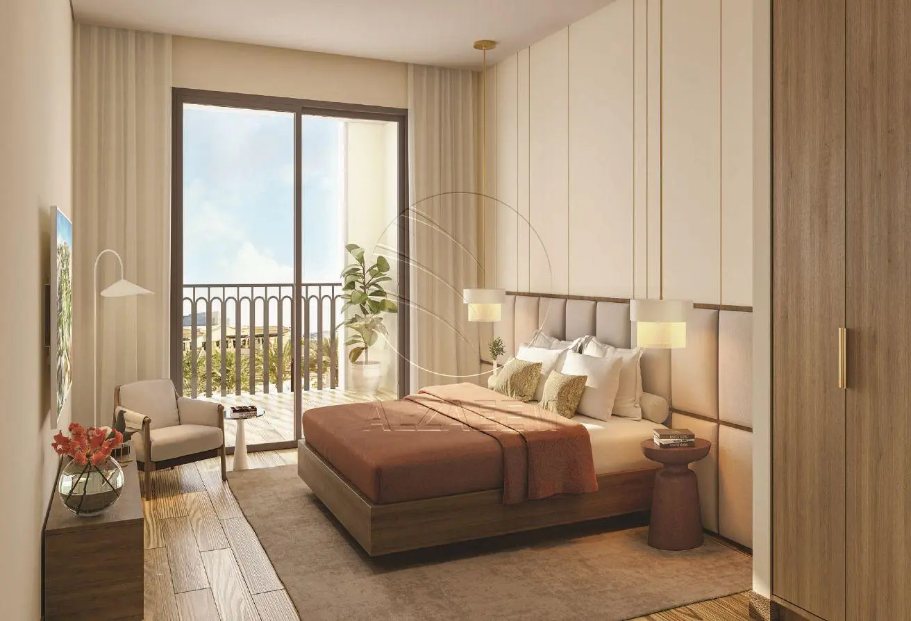 Price Dropped | Overlooking Courtyard | Big Layout