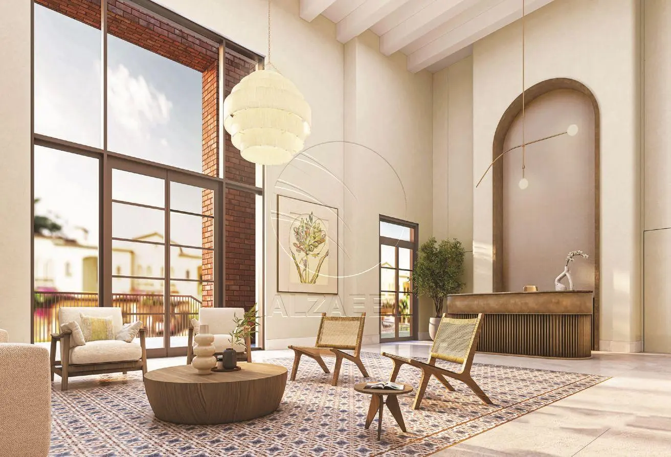 Price Dropped | Overlooking Courtyard | Big Layout