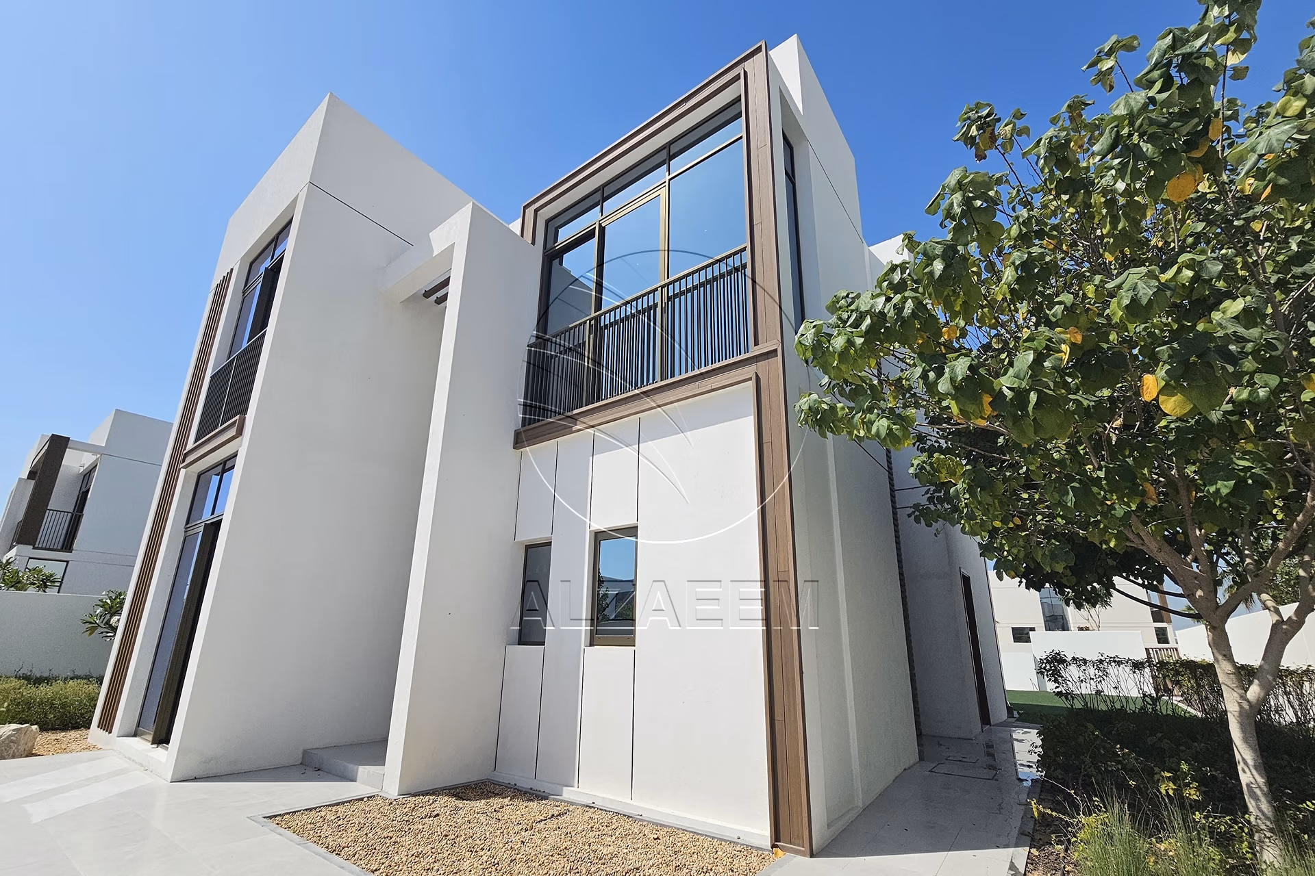 Stunning Location | 4BR+M+D | Vacant Soon!
