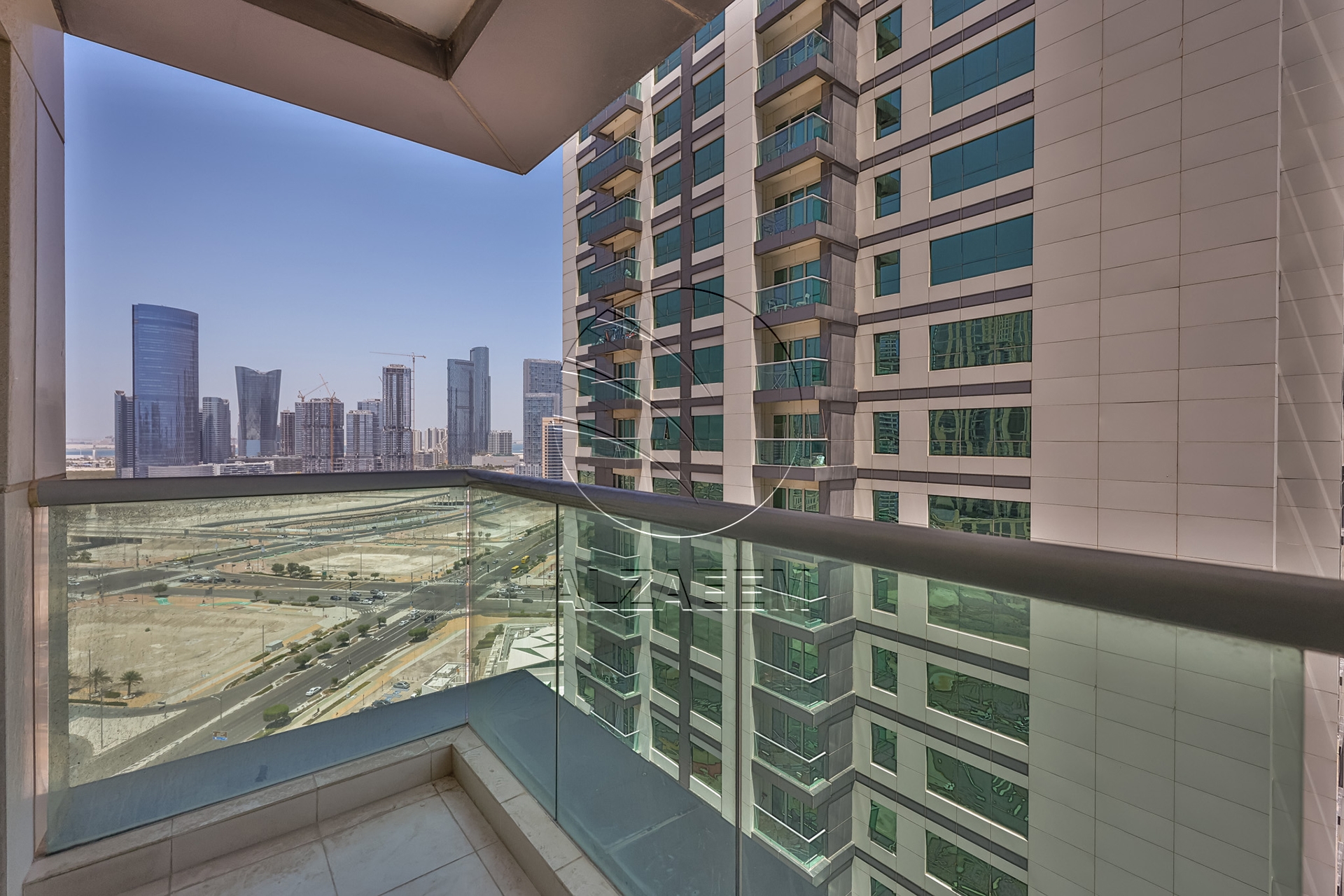 HIGH Level | BIG LAYOUT | Balcony | Open Kitchen
