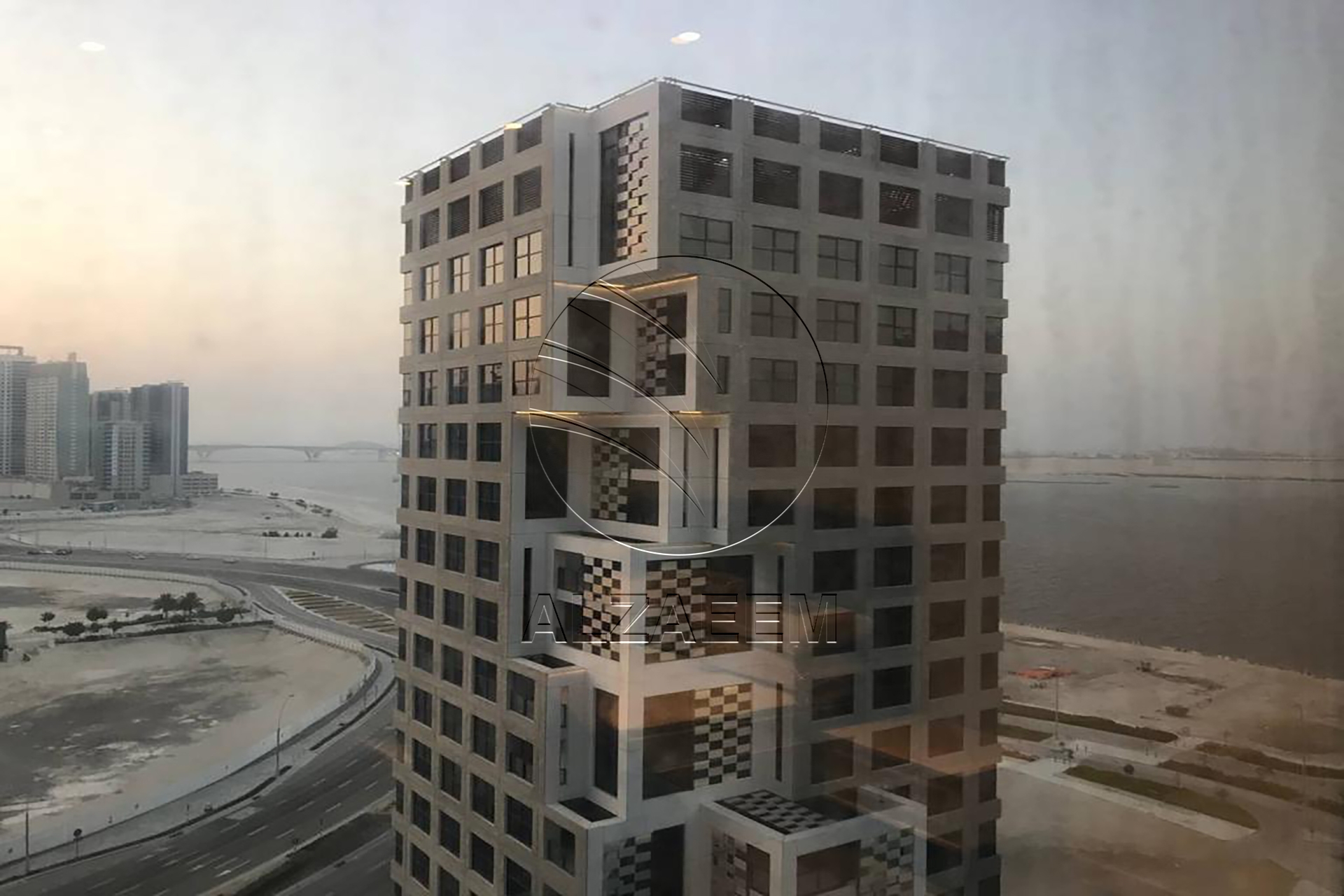Furnished | High Level Unit with Sea View