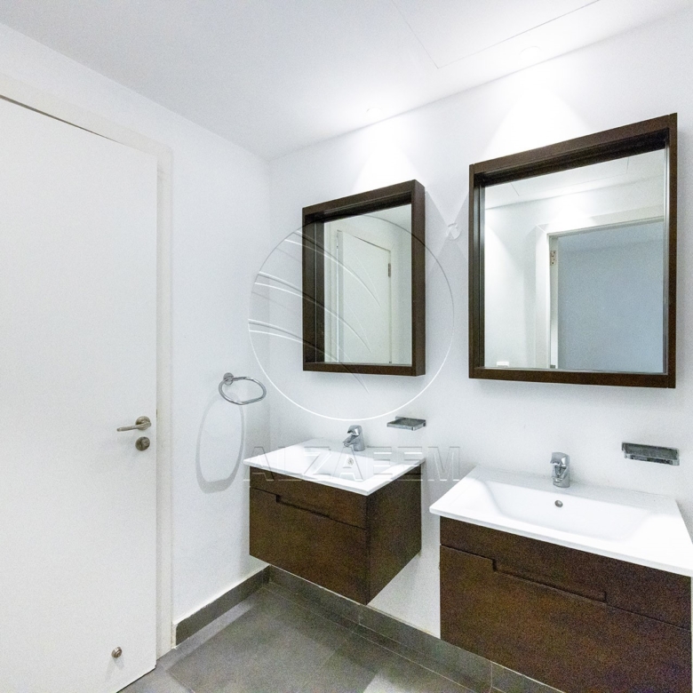 Kitchen Appliances | With Elevator and Gym + Pool