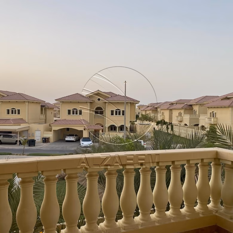 Exclusive! 4BR+M+D | Big Plot Size