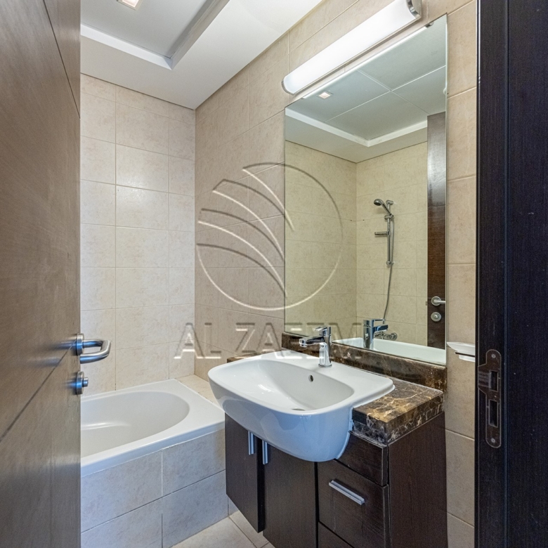 √ High Level Tenanted Unit with Rent Refund √