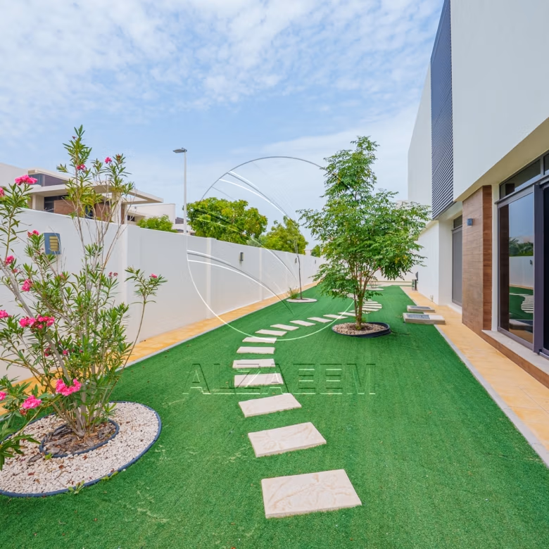 √Landscaped Garden | Furnished | T3-C1 | Corner√