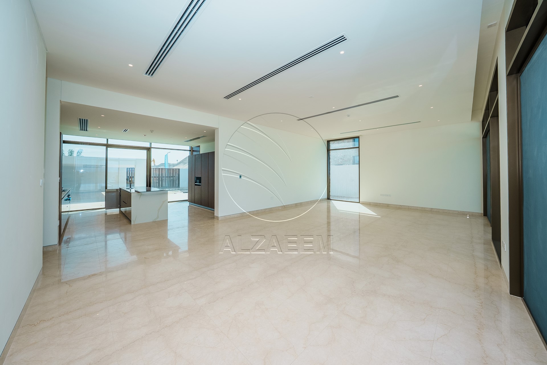 √Seafront VIP Villa | Single Row Corner Big Plot√