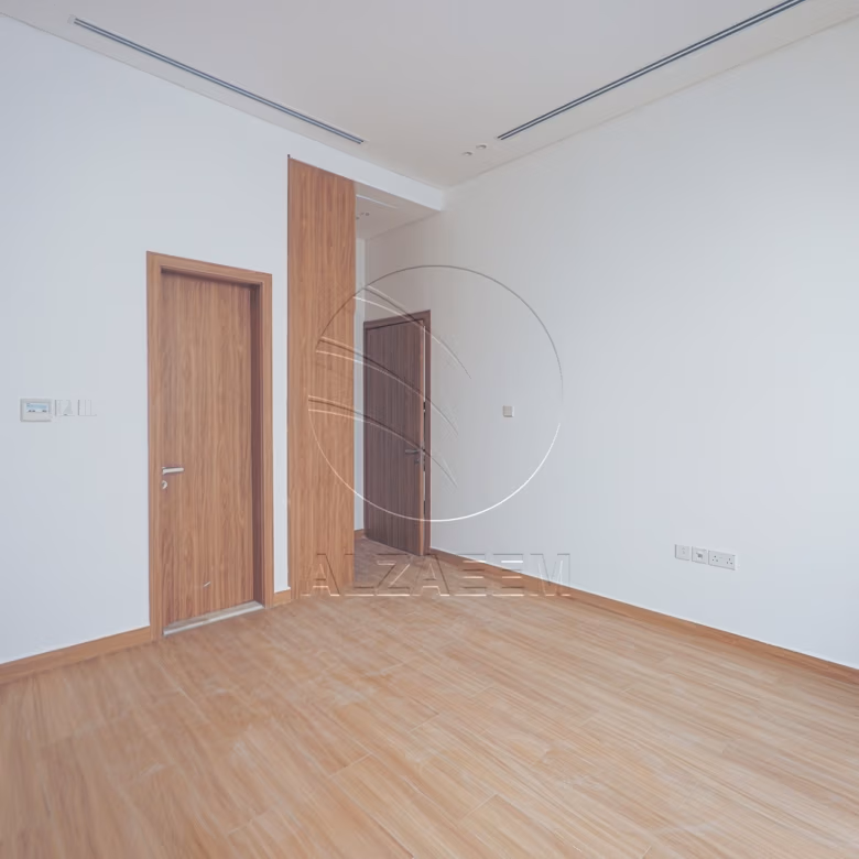 Corner | High Quality Finishing| High Ceiling