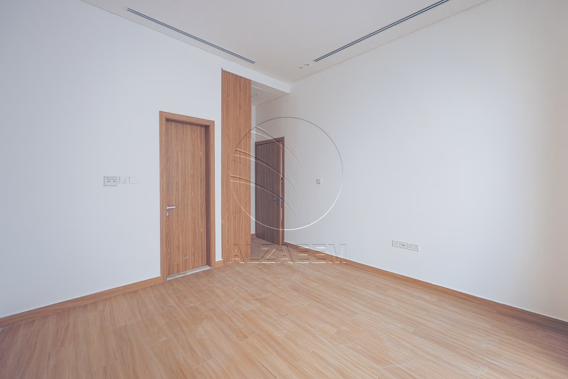 Corner | High Quality Finishing| High Ceiling