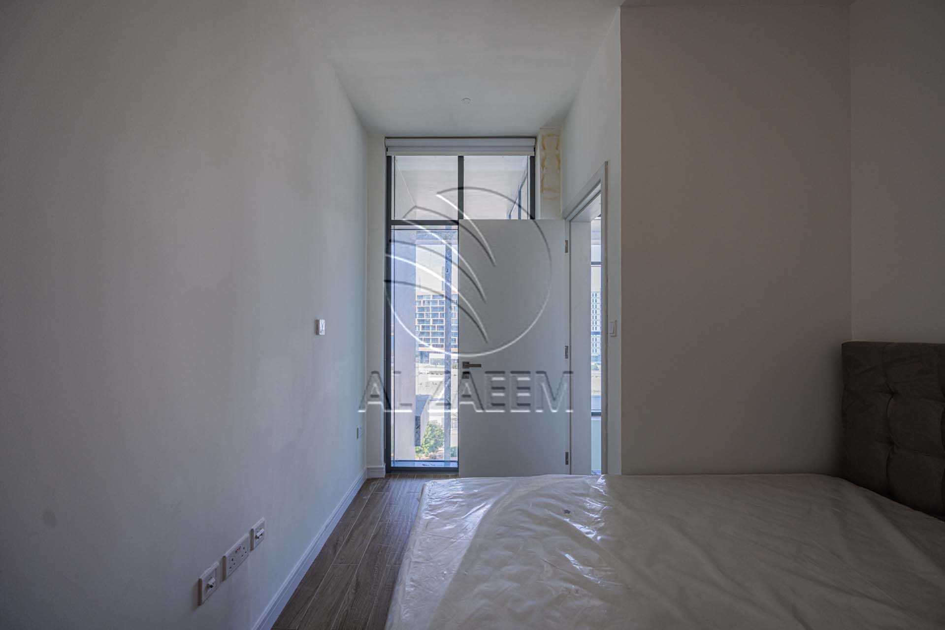 Fully Furnished Loft | Full Canal View | Rented