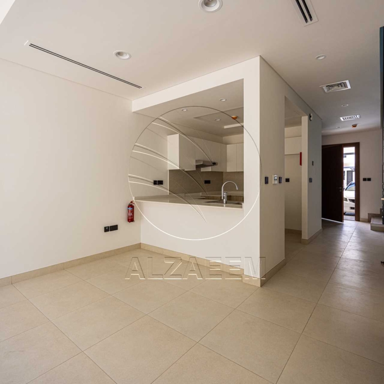EXCLUSIVE! Spacious 2BR+Maid | Single Row Mid
