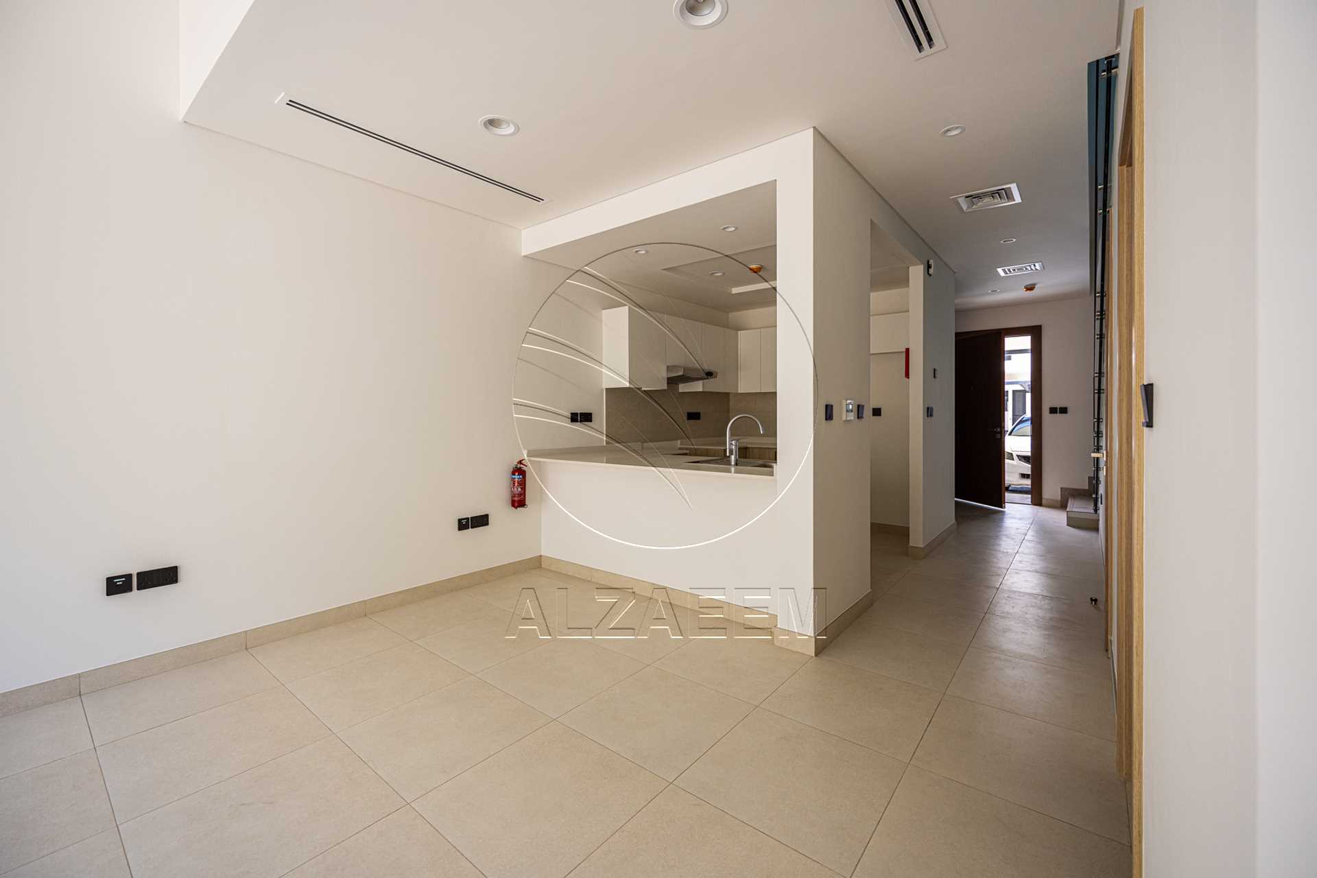 EXCLUSIVE! Spacious 2BR+Maid | Single Row Mid