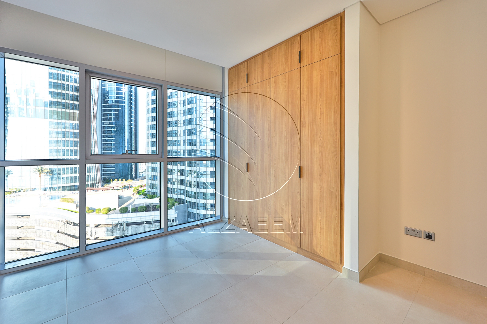 FULL Canal View | Higher Level | VACANT