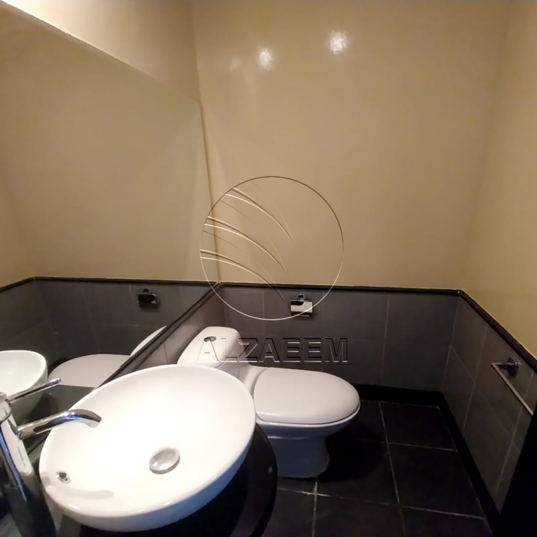 √VACANT! Community View | Mid Level√