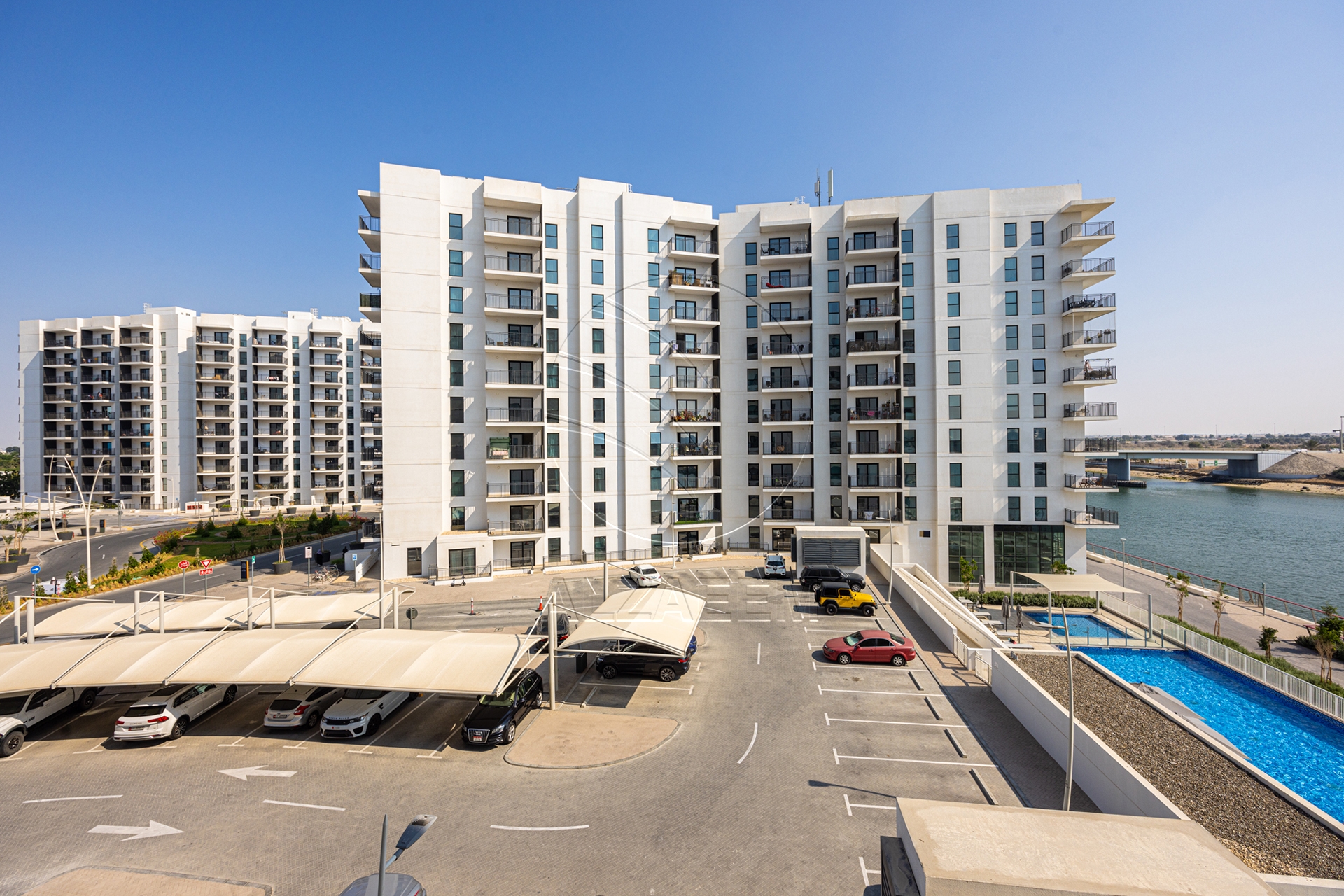 Partial Canal View | High Floor | VACANT