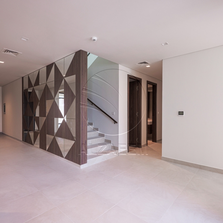 HOT! Corner Villa | Prestigious Gated Community