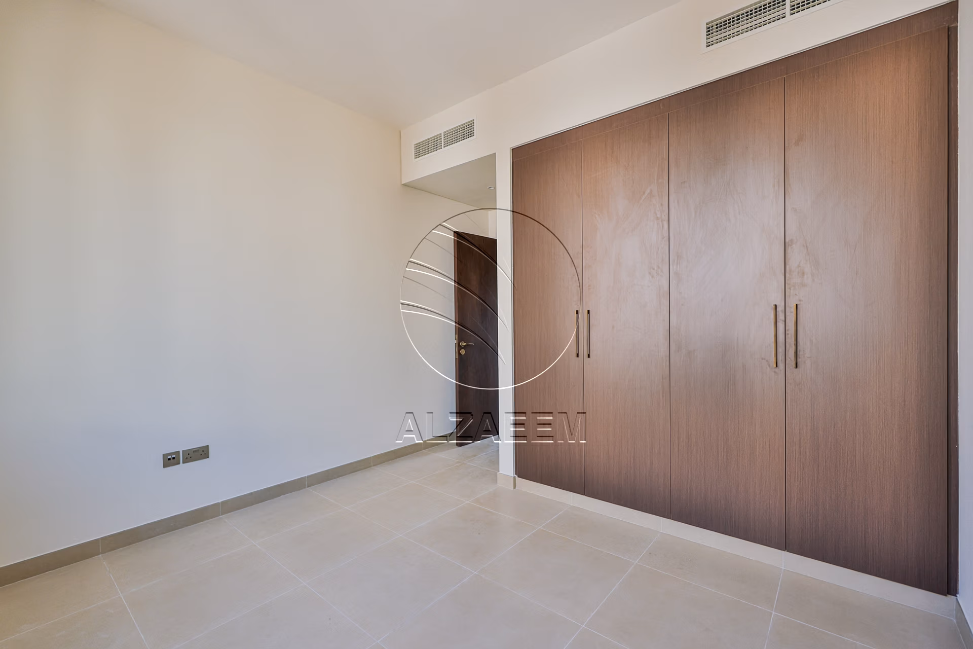 √ CASARES | Single Row Mid | Near the Garden √