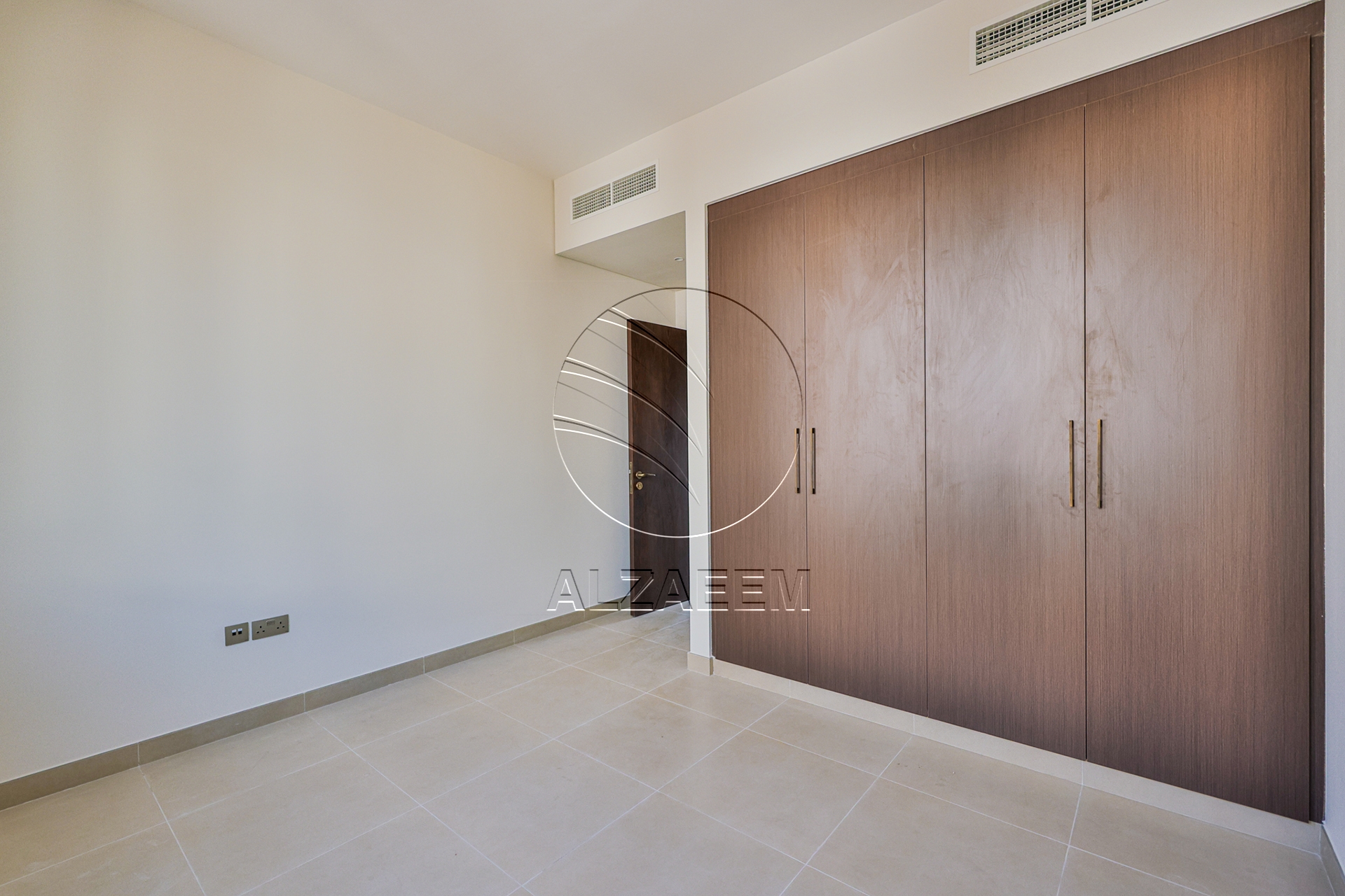 CASARES | Single Row Mid | Near the Garden