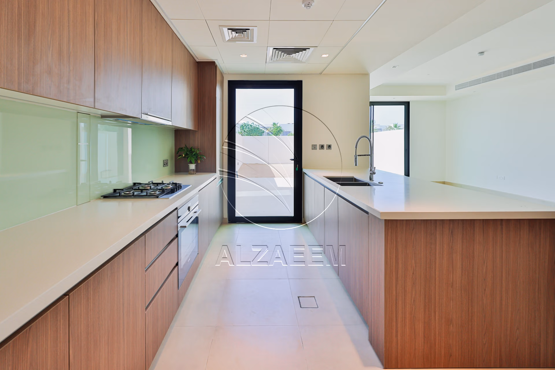√Corner Single Row! Biggest 2BR Plot in Yas Acres√