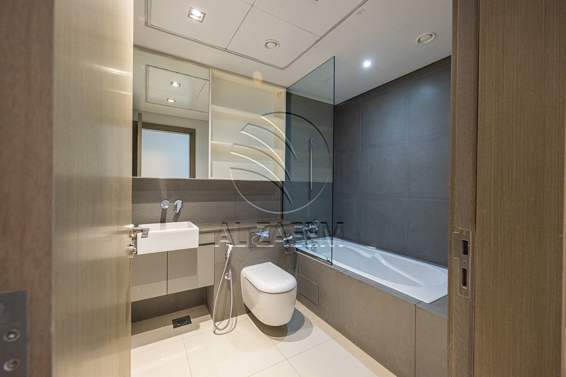 3BR+Maid Room | Partial Sea View | High Level