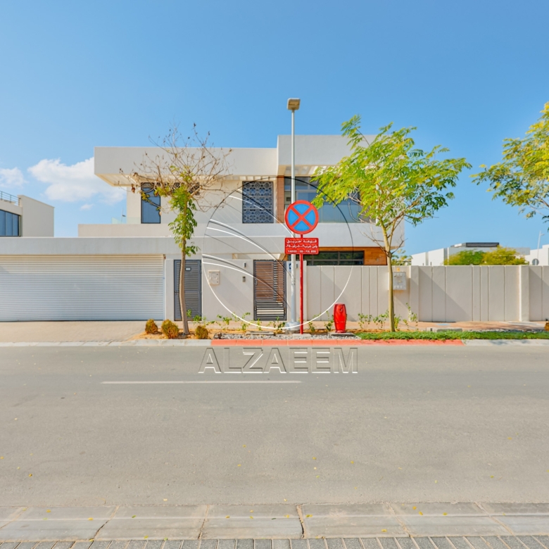 VACANT 4BR with Maid & Driver Room | Family Home!