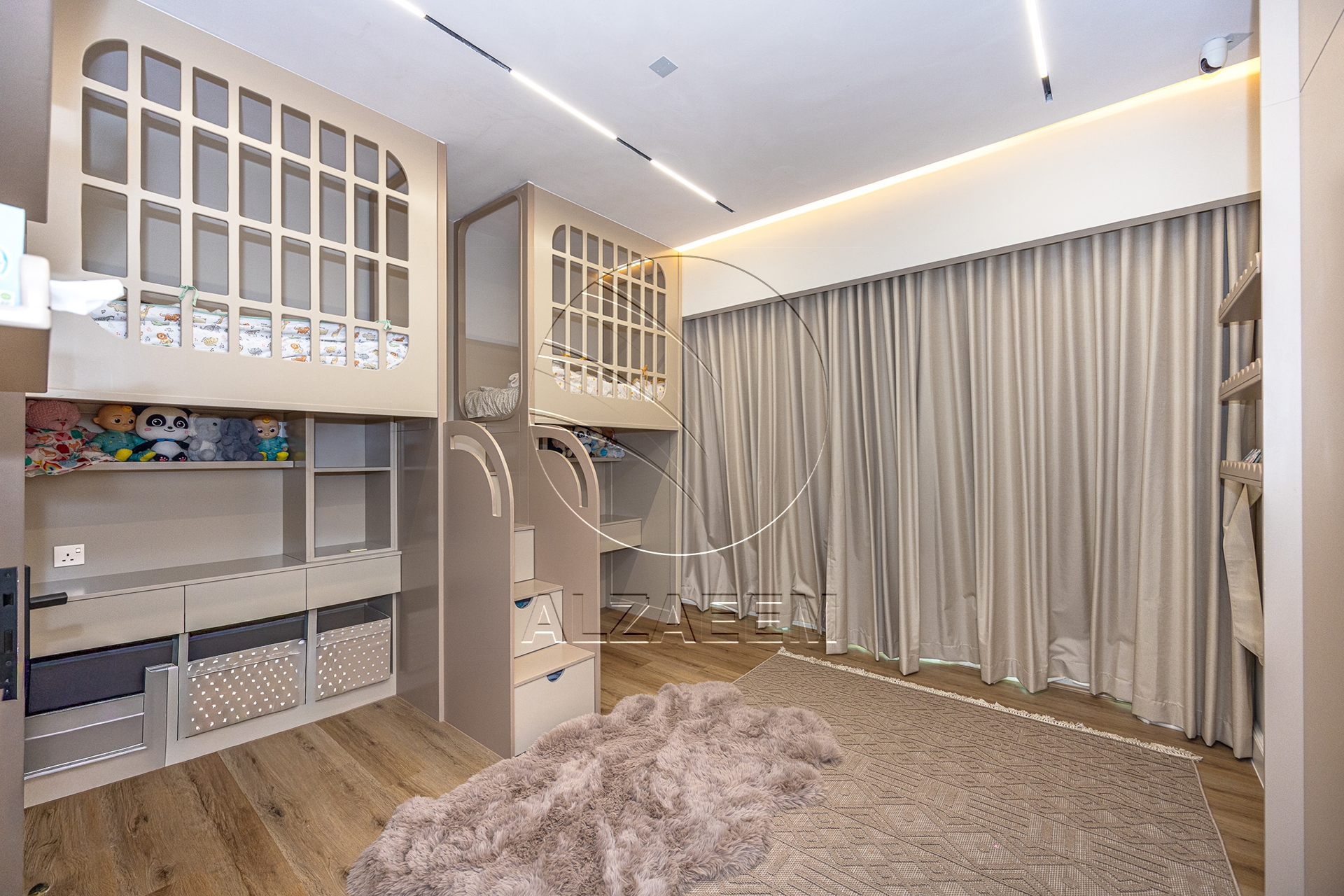 √ FURNISHED! Modified 2BR+Maid | Sea View √