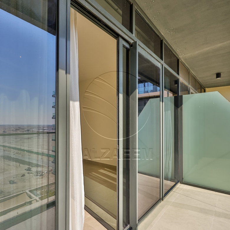 High Level + Exclusive! White Goods+ Nice Views