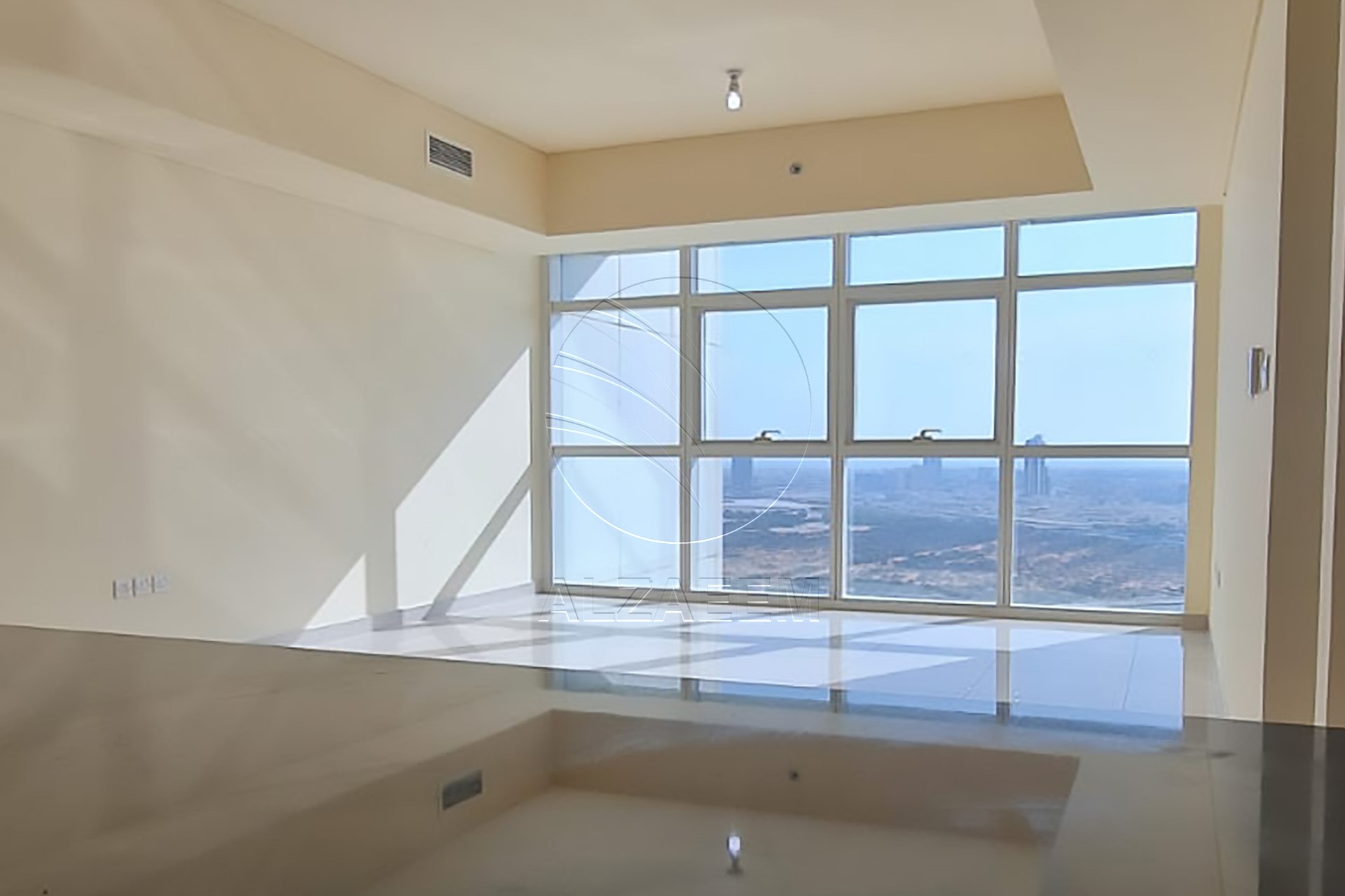 √ Sea View | High Floor | Rented with Refund √