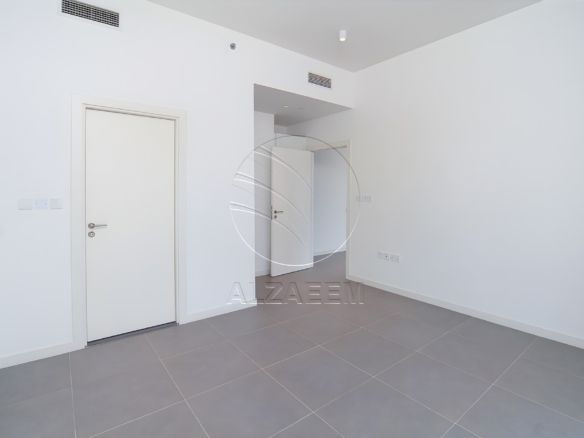 √ Full Canal View | Stunningly Designed Unit √