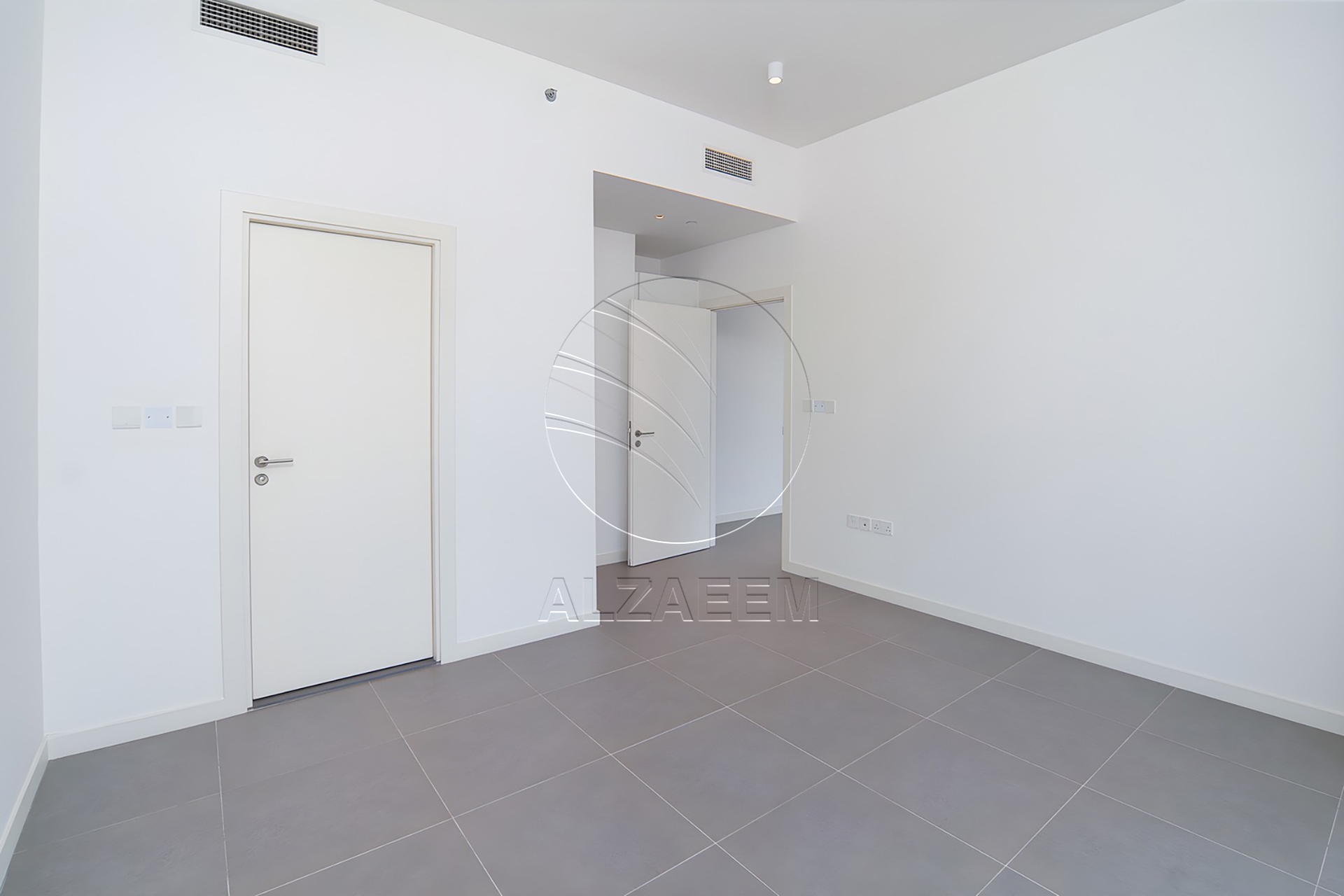 Full Canal View | Stunningly Designed Unit