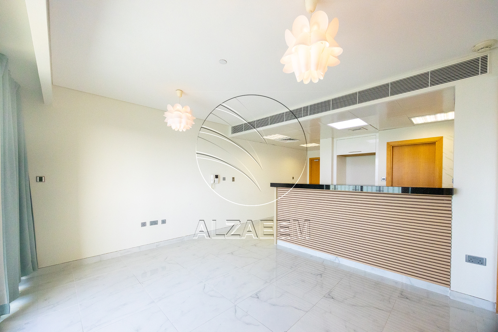 Vacant | Fully renovated unit | Sea View